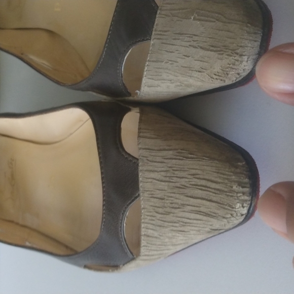 CHRISTIAN LOUBUTIN - Picture 12 of 12